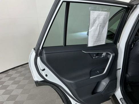 Used 2025 Toyota RAV4 XSE w/ Advanced Technology Package image 28