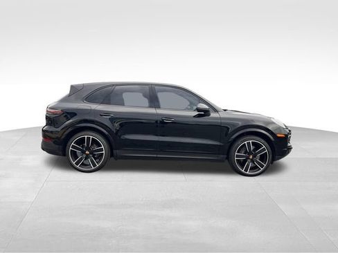 Used 2022 Porsche Cayenne Platinum Edition AWD/4WD image 6