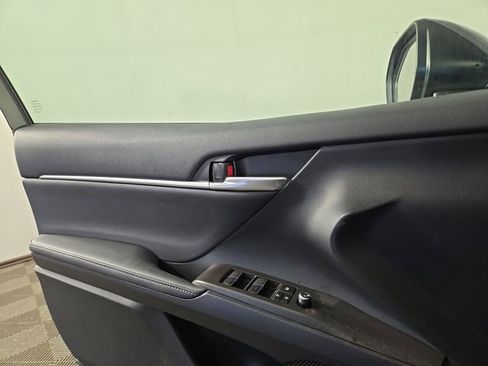 Used 2023 Toyota Camry XLE image 29