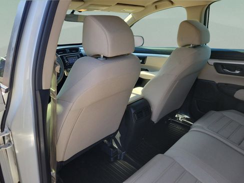 Used 2017 Honda CR-V LX image 15