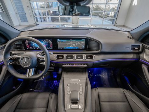 New 2026 Mercedes-Benz GLS 450 GLS 450 image 8