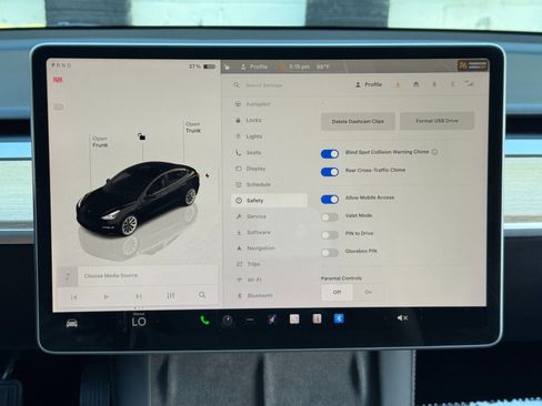 Used 2023 Tesla Model 3 Standard Range RWD image 28