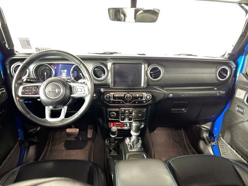 Used 2022 Jeep Wrangler Unlimited Rubicon 4xe AWD/4WD image 12