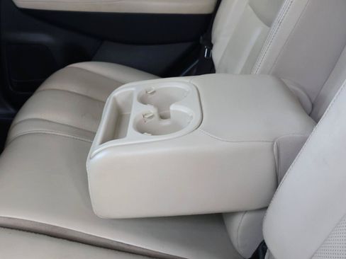 Used 2020 Nissan Murano SL w/ Moonroof Package AWD/4WD image 18