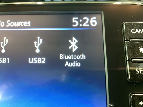 New 2025 Nissan Versa SR image 30