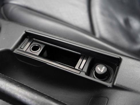 Used 2005 Porsche 911 Carrera image 21