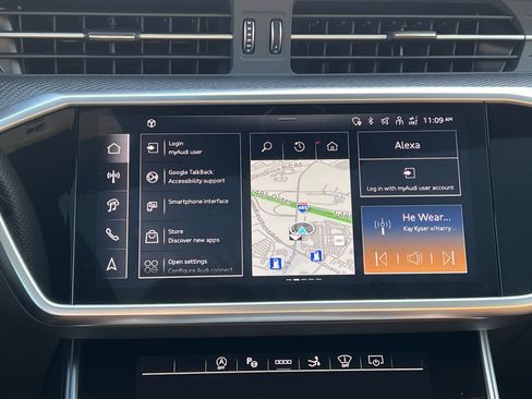 Used 2025 Audi RS 7 Performance w/ Matte Carbon Package image 23