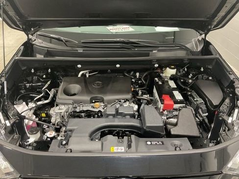 Used 2024 Toyota RAV4 LE image 21