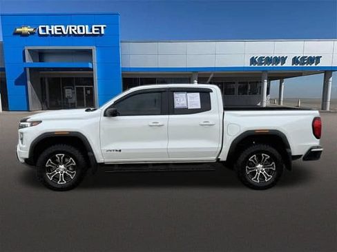 Certified 2024 GMC Canyon AT4 w/ AT4 Premium Package AWD/4WD image 40