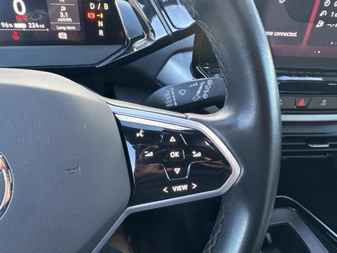 Used 2023 Volkswagen ID.4 Pro image 15