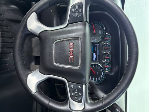 Used 2017 GMC Sierra 1500 SLE w/ Suspension Package, Off-Road AWD/4WD image 15