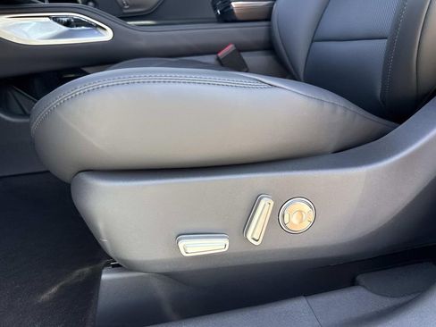New 2026 Lincoln Nautilus Premier w/ Equipment Group 102A AWD/4WD image 20