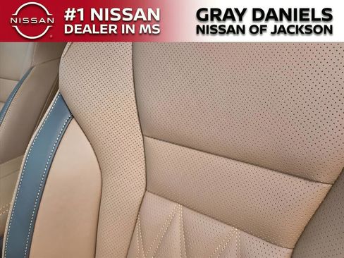 New 2026 Nissan Rogue Platinum w/ Platinum Premium Package image 13