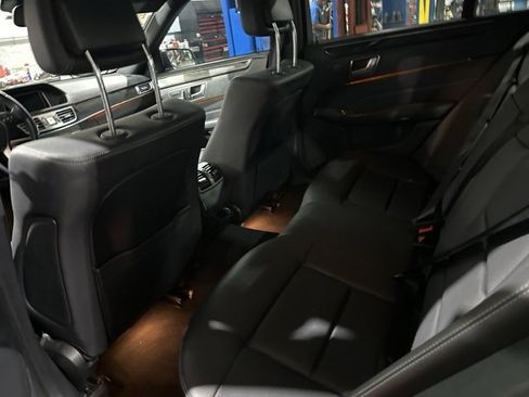 Used 2016 Mercedes-Benz E 350 Sedan w/ Premium Package image 19