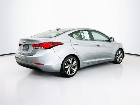 Used 2016 Hyundai Elantra Limited image 9