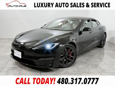 Used 2023 Tesla Model S Plaid image 1