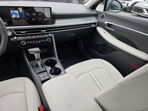 New 2025 Hyundai Sonata SE image 17