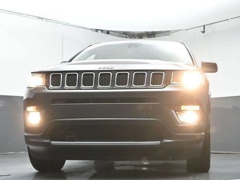 Used 2021 Jeep Compass Limited FWD image 31