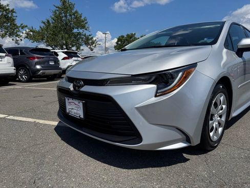 Used 2023 Toyota Corolla LE FWD image 42