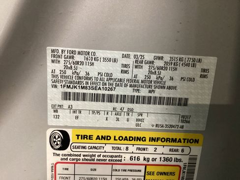 Used 2025 Ford Expedition Max Platinum image 16