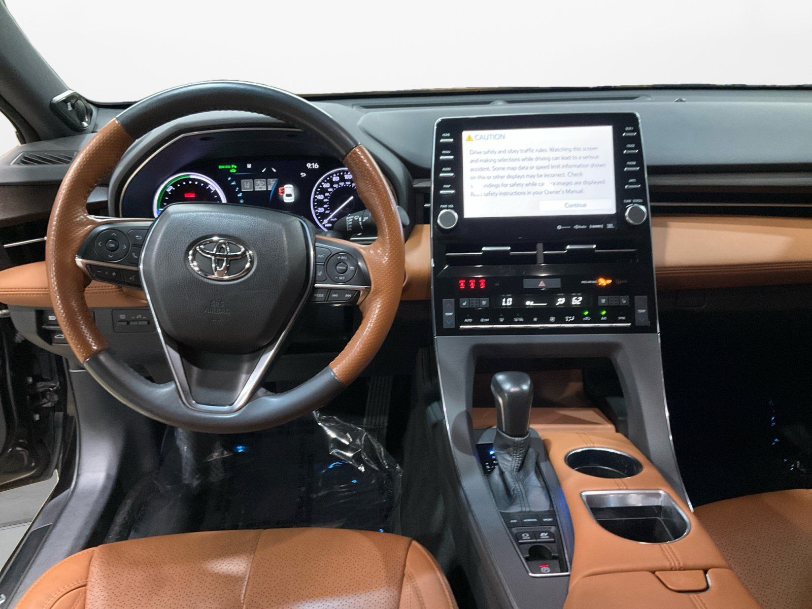Used 2020 Toyota Avalon Limited w/ Advanced Safety Package FWD image 11