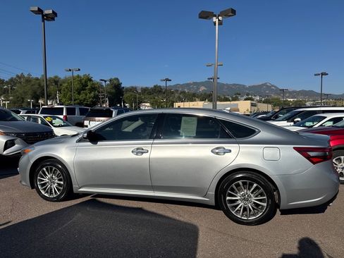 Used 2018 Toyota Avalon Limited w/ All Weather Liner Package image 14