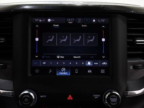Used 2022 RAM 1500 Laramie w/ Sport Appearance Package AWD/4WD image 18