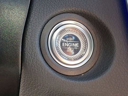 Certified 2022 Mercedes-Benz GLC 300 4MATIC image 20