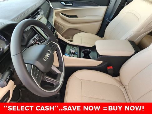 New 2025 Jeep Grand Cherokee L Limited w/ Luxury Tech Group II image 9