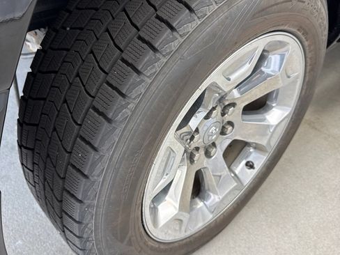 Used 2020 RAM 1500 Big Horn AWD/4WD image 46