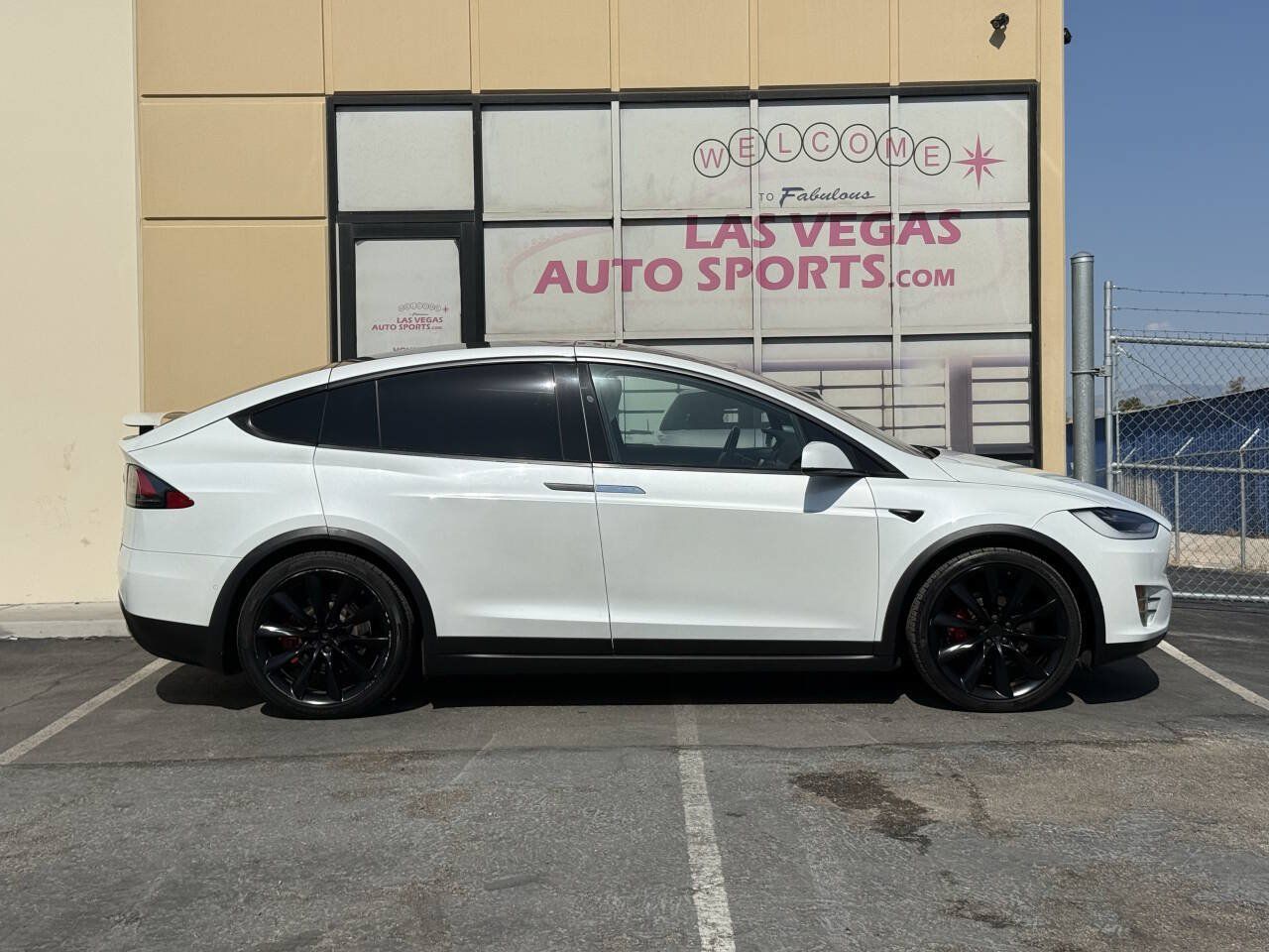 Used 2020 Tesla Model X Performance AWD/4WD image 9
