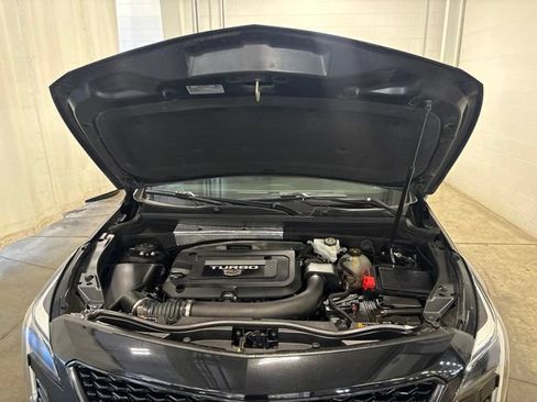 Used 2020 Cadillac XT4 Sport w/ LPO, Midnight Sport Package AWD/4WD image 8