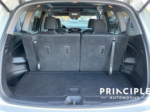 Used 2019 Honda Pilot Elite image 12
