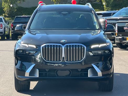 Used 2023 BMW X7 xDrive40i image 9
