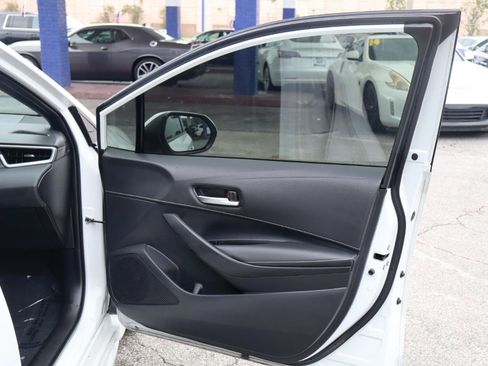 Used 2021 Toyota Corolla SE FWD image 17