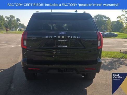 Used 2025 Ford Expedition Max Active AWD/4WD image 14