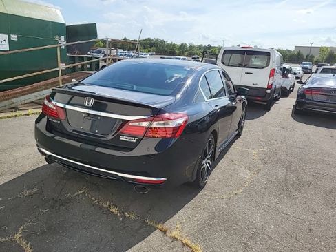 Used 2017 Honda Accord Sport Special Edition image 3