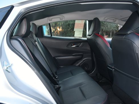 New 2026 Toyota Prius Plug-In Hybrid image 10