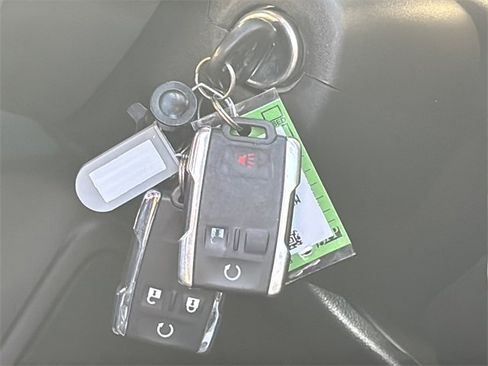 Used 2020 Chevrolet Colorado Z71 image 41