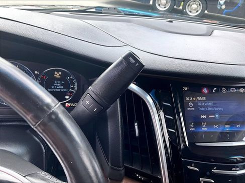 Used 2015 Cadillac Escalade Premium AWD/4WD image 16
