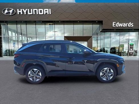New 2025 Hyundai Tucson SEL image 8