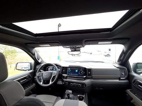 Used 2026 Chevrolet Silverado 1500 ZR2 image 16