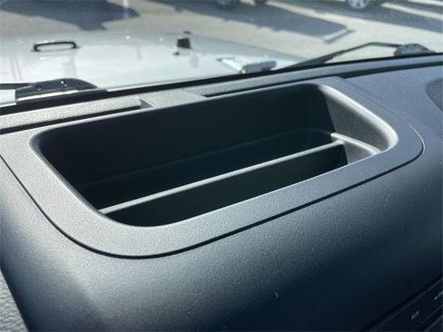 Used 2018 Jeep Wrangler Sport image 14