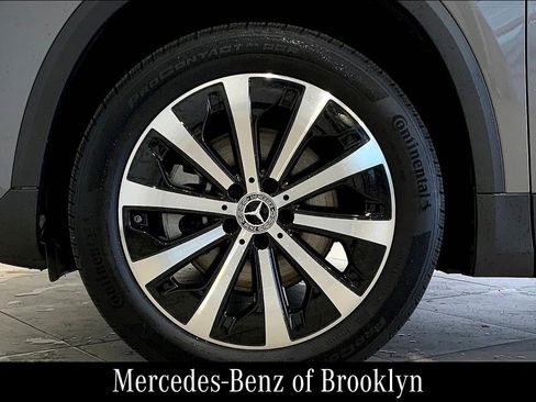 Used 2021 Mercedes-Benz GLA 250 4MATIC image 13