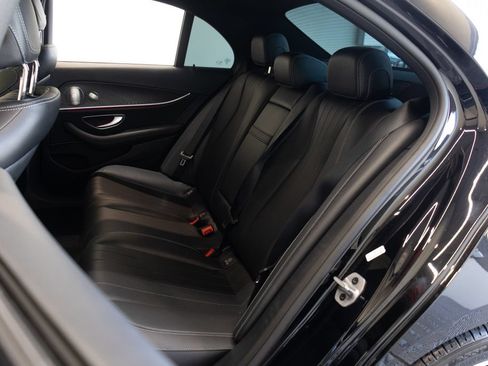 Used 2022 Mercedes-Benz E 350 Sedan image 20