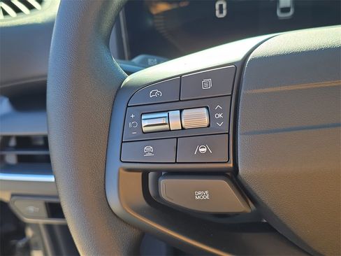 New 2025 Kia K4 LXS image 32