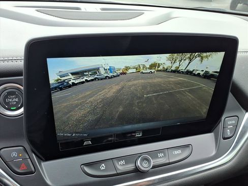 Used 2025 Chevrolet Blazer LT AWD/4WD image 10