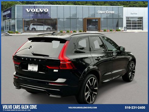 Used 2023 Volvo XC60 T8 Ultimate w/ Climate Package AWD/4WD image 5