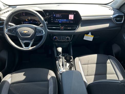 New 2026 Chevrolet TrailBlazer LT w/ LPO, Blackout Package AWD/4WD image 12