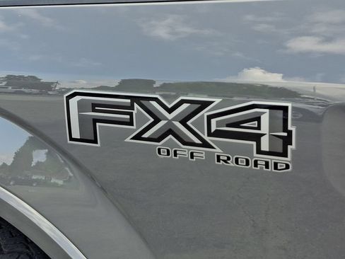 Certified 2020 Ford F150 Lariat w/ Equipment Group 502A Luxury AWD/4WD image 30